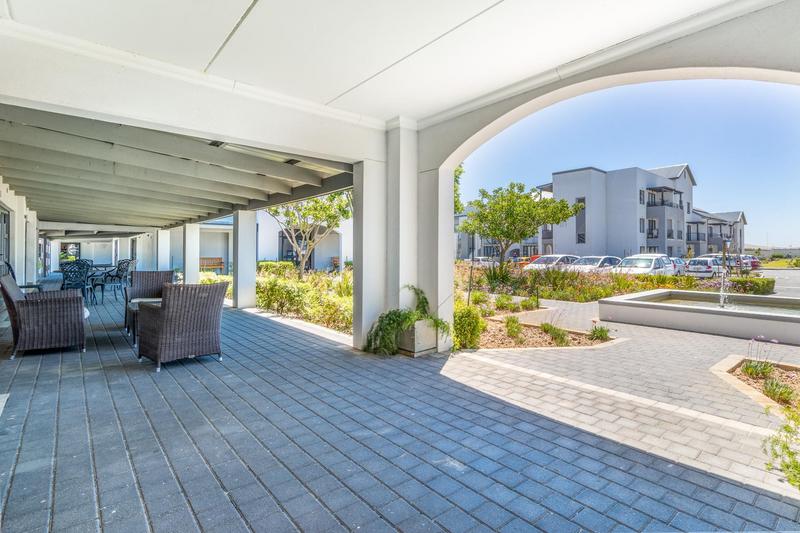 2 Bedroom Property for Sale in Buhrein Western Cape
